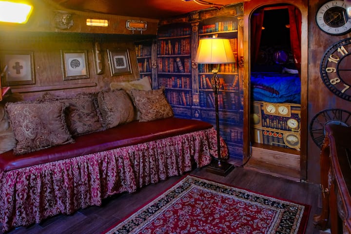 The Victorian Voyager